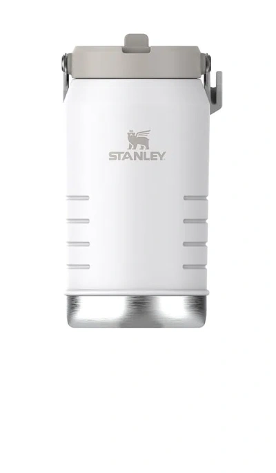 Stanley The Iceflow Flip Straw 2.0 Jug 64 oz