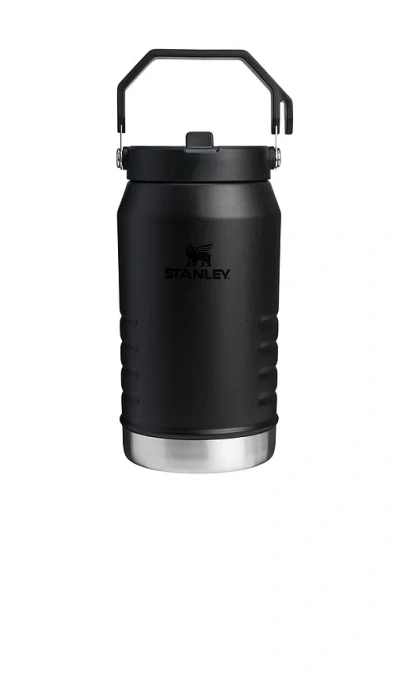Stanley The Iceflow Flip Straw 2.0 Jug 64 oz