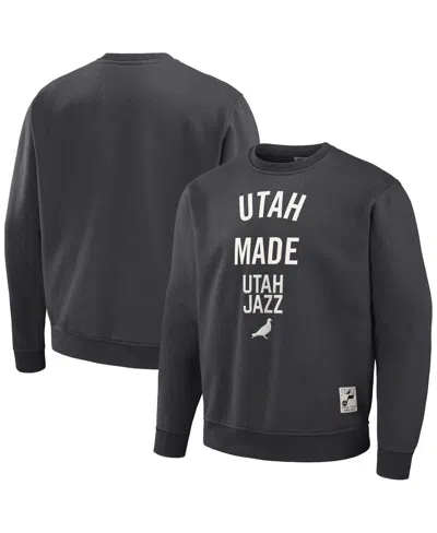 STAPLE MEN'S NBA X STAPLE ANTHRACITE UTAH JAZZ PLUSH PULLOVER SWEATSHIRT