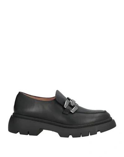 Status Woman Loafers Black Size 10 Leather