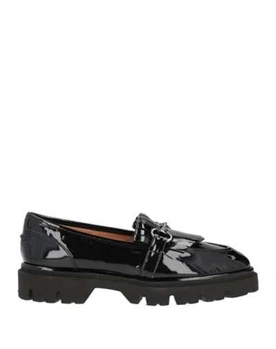 Status Woman Loafers Black Size 8 Leather