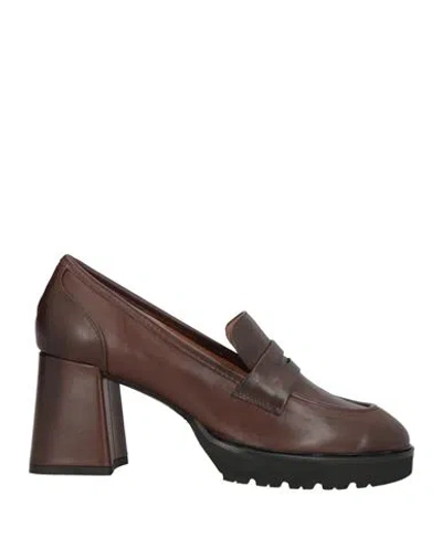 Status Woman Loafers Chocolate Brown Size 8 Leather