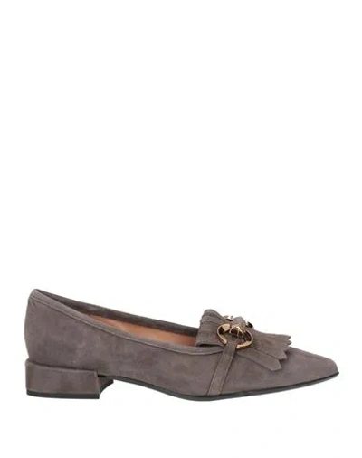 Status Woman Loafers Taupe Size 6 Leather In Transparent