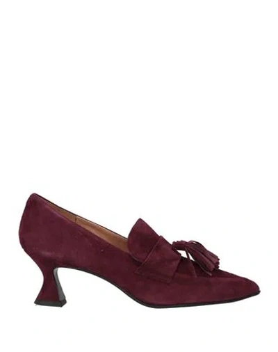 Status Woman Pumps Plum Size 7 Leather