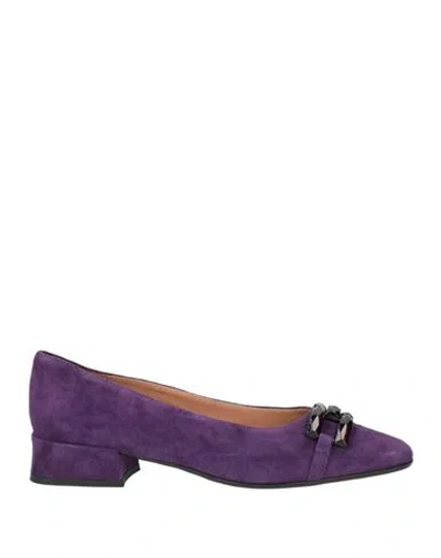 Status Woman Pumps Plum Size 8 Leather In Purple