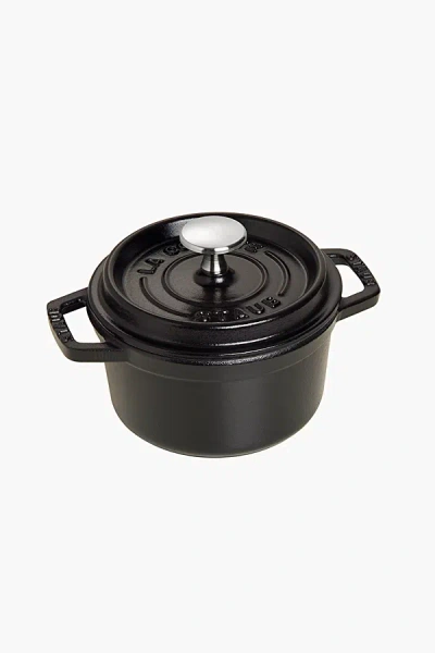 Staub Cast Iron 0.75-qt Round Cocotte In Matte Black