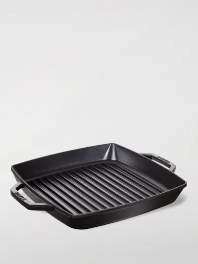 Staub Kitchen Accessories Lifestyle  In Black