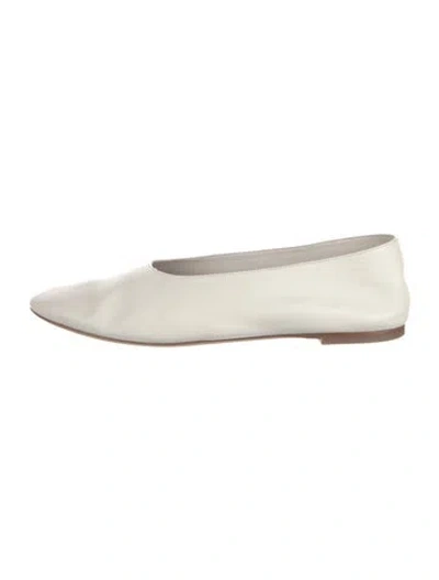 Pre-owned Staud Leather Ballet Flats In White