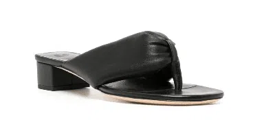 STAUD STAUD WOMEN DAHLIA 35MM BLACK LEATHER OPEN TOE THONG SANDALS