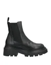 Stele Ankle Boots In Black