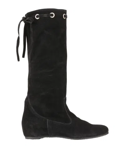 Stele Knee Boots In Black