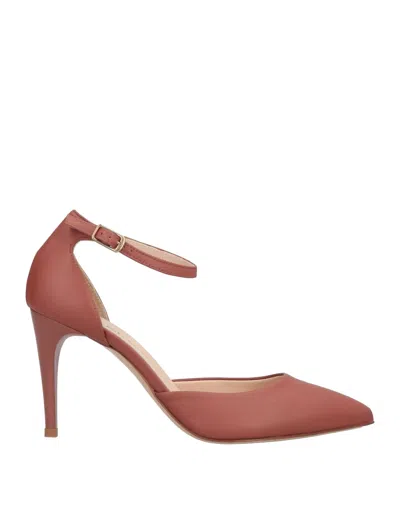 Stele Pumps In Brown