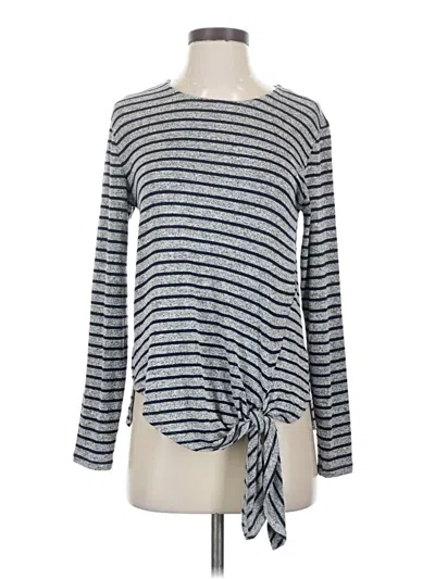 Pre-owned Stella & Dot Long Sleeve T-shirt In Gray