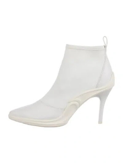 Pre-owned Stella Luna Leather Boots In White