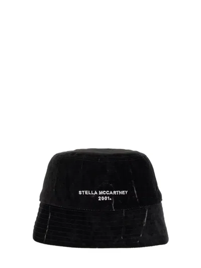 Stella Mccartney Chic Logo Bucket Hat In Black