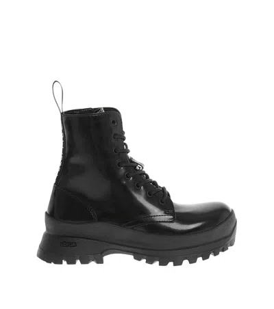 STELLA MCCARTNEY BLACK LOGO TRACE BOOTS