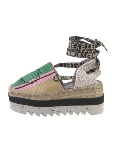 Pre-owned Stella Mccartney Canvas Colorblock Pattern Slingback Pumps In White