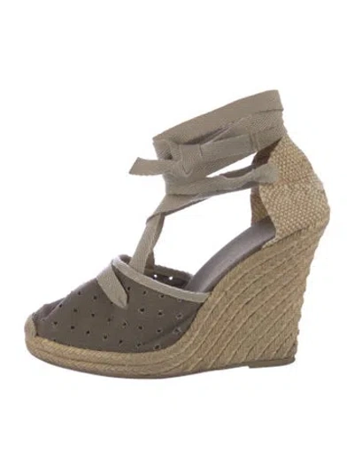 Pre-owned Stella Mccartney Canvas Lasercut Accents D'orsay Pumps In Gray