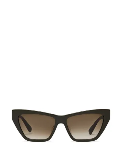 Stella Mccartney Cat-eye Frame Sunglasses In Grün