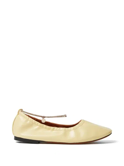 Stella Mccartney Chain-embellished Ruched Ballet Flats In Gold