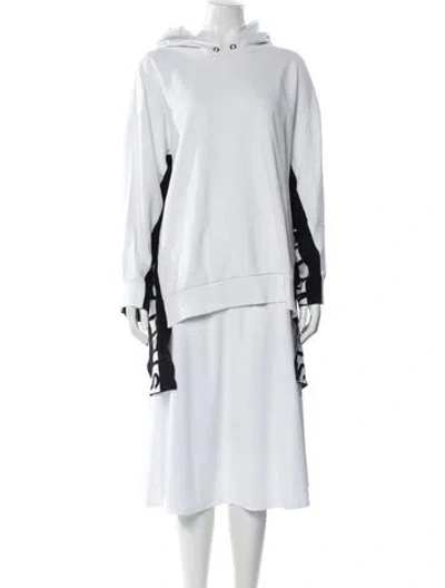 Pre-owned Stella Mccartney Crew Neck Sweater In White