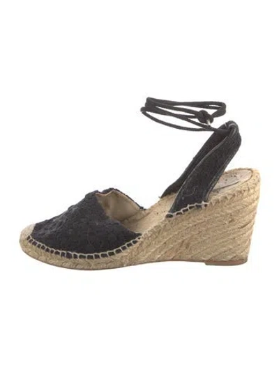 Pre-owned Stella Mccartney Lace Pattern Pumps In Black