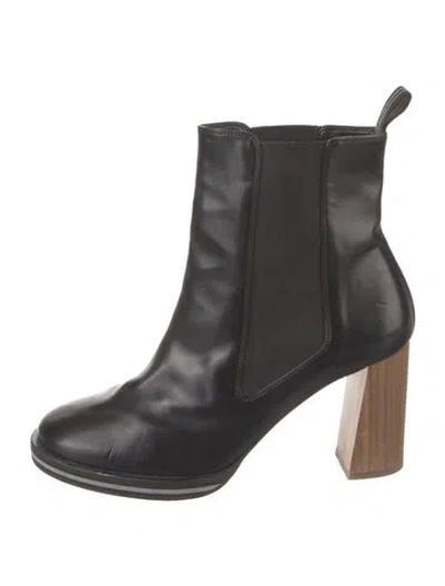 Pre-owned Stella Mccartney Leather Chelsea Boots In Black