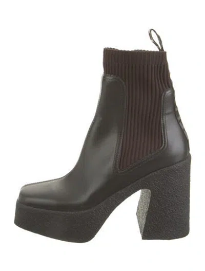 Pre-owned Stella Mccartney Leather Chelsea Boots In Brown