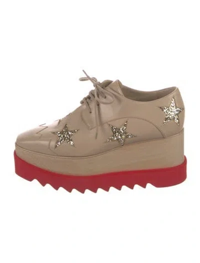 Pre-owned Stella Mccartney Leather Graphic Print Pumps In Neutral
