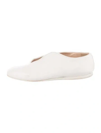 Pre-owned Stella Mccartney Leather Oxfords In White