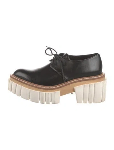 Pre-owned Stella Mccartney Leather Pumps In Black