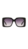Stella Mccartney Medallion Sunglasses In Black