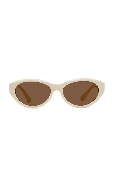 Stella Mccartney Medallion Sunglasses In Neutral