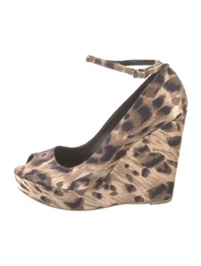 Pre-owned Stella Mccartney Satin Animal Print Pumps In Neutral