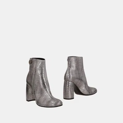 Pre-owned Stella Mccartney Snakeskin Embossed Leather Ankle Boots Size 37 In Silver