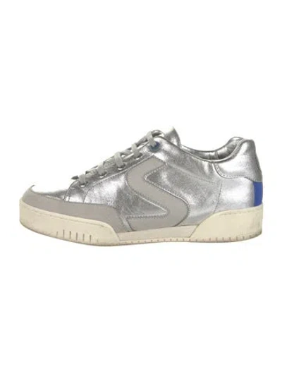 Pre-owned Stella Mccartney Vegan Leather Sneakers In Metallic/silver