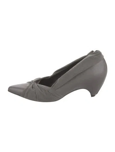 Pre-owned Stella Mccartney Vegetarian Leather Pumps In Gray
