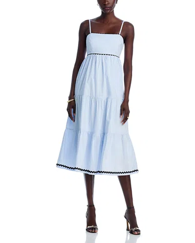 Stellah Tiered Midi Dress In Sky