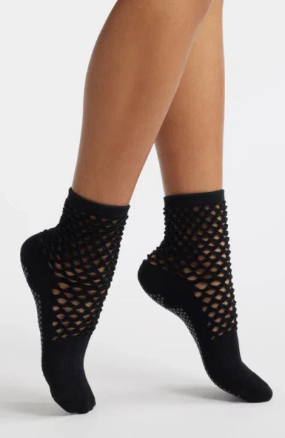 Stems Mesh Grippy Crew Socks In Black