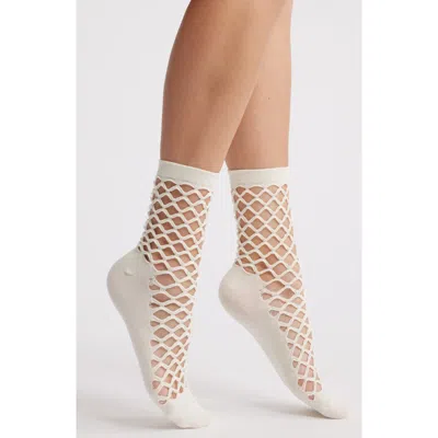 Stems Netted Crew Socks In White