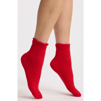 Stems Petal Crew Socks In Red