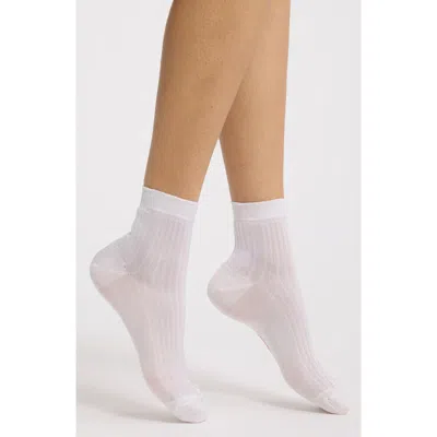 Stems Rib Quarter Socks In White