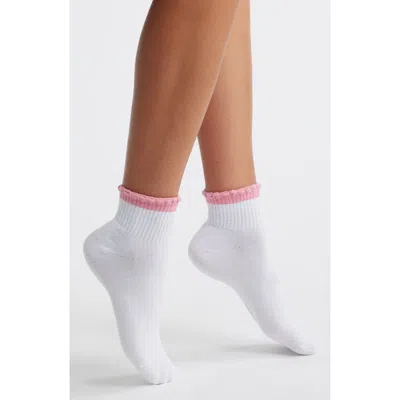 Stems Ruffle Sport Ankle Socks In White