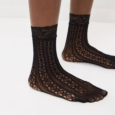 STEMS WOMEN'S BLACK ALEXIA LACE NET SOCKS