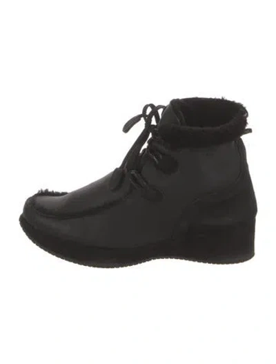 Pre-owned Stephane Kélian Leather Fur Trim Lace-up Boots In Black