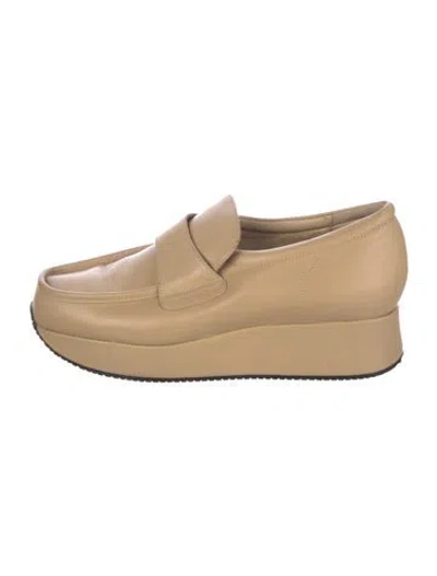 Pre-owned Stephane Kélian Leather Loafers In Neutral