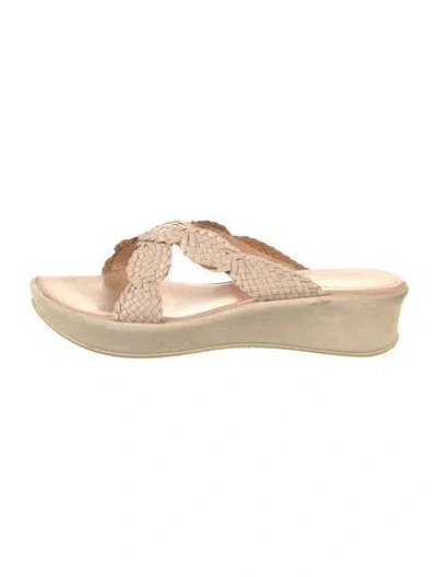 Pre-owned Stephane Kélian Leather Slides In Neutral