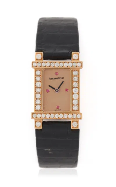 Stephanie Windsor - Gifts For Her In Black