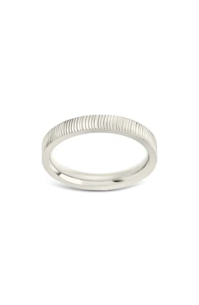 Sterling Forever Herringbone Ribbed Ring In Metallic