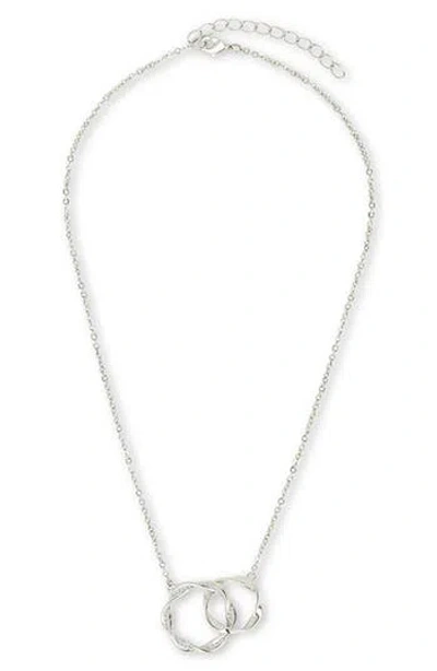 Sterling Forever Lenora Interlocking Pendant Necklace In Silver